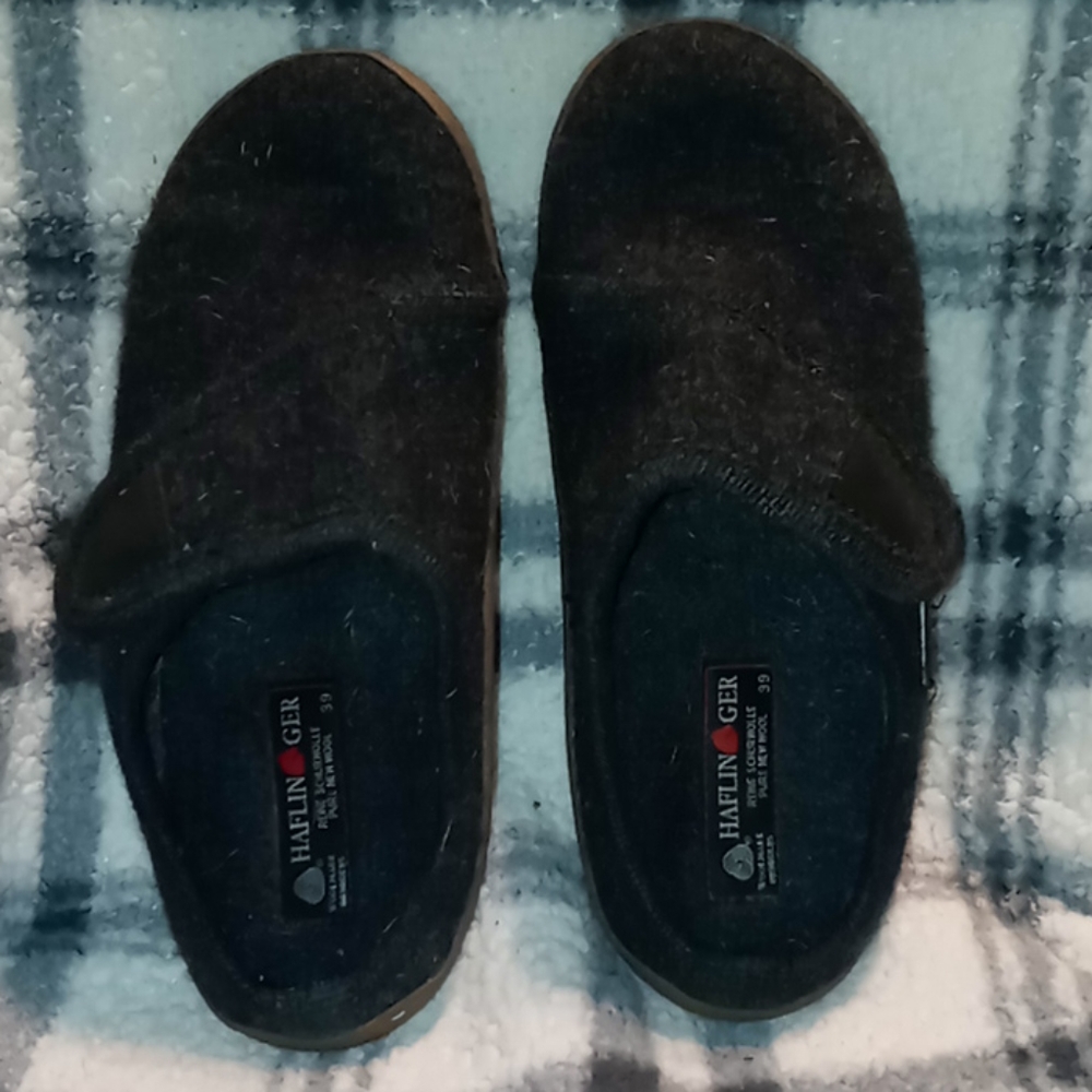 Wool slippers
